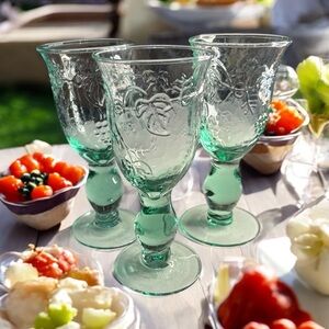 Set 3 Vintage Recycled Glass Wine Goblets Embossed Grape Vines Green 6.6” Tall